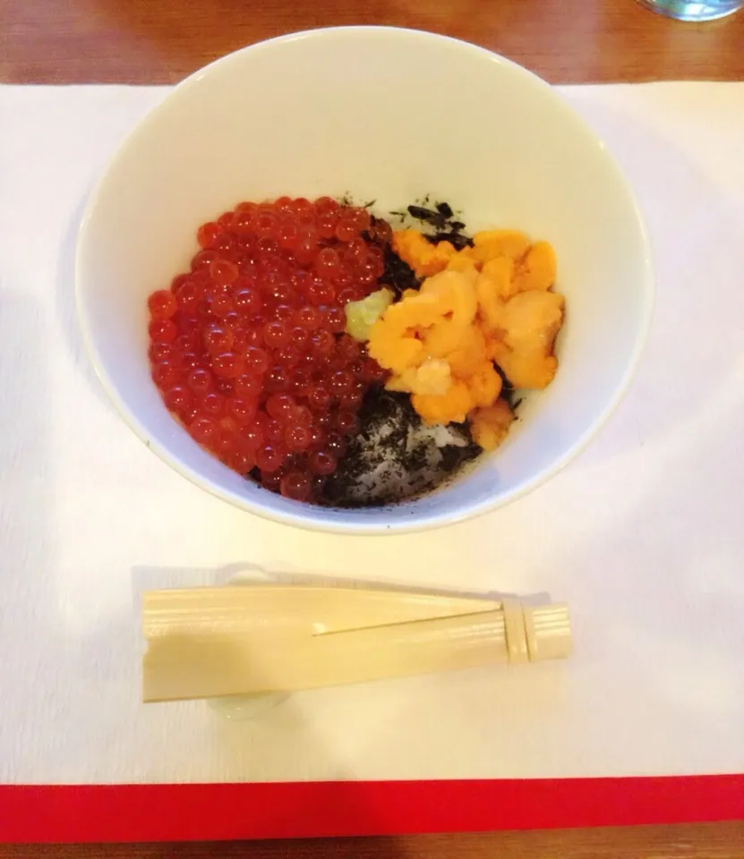 Snapdishの料理写真:ウニいくら丼|ayamitoyodaさん