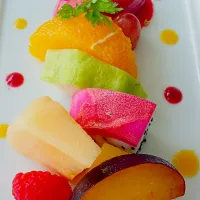 fruit platter with strawberry sorbet|yyyさん