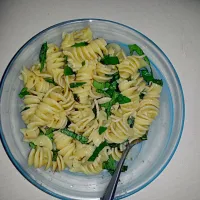 Snapdishの料理写真:Lemon butter with capers and fresh basil pasta|Les Gazinskiさん