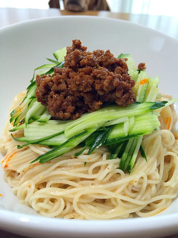 Snapdishの料理写真:汁なし担々麺風素麺。|しのさんさん