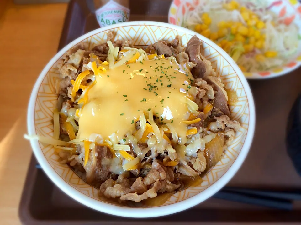 とろ〜り3種のチーズ牛丼|Yas Nakさん