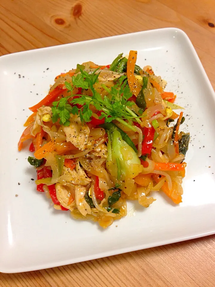 Vietnamese style Pan fried chicken noodles|Kumigarさん