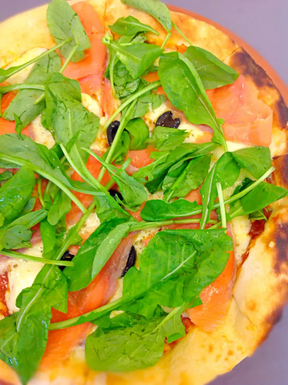 Pizza salmon and rocket😍|🍃aeyafternoon🌾さん