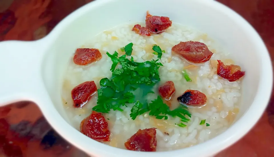 Snapdishの料理写真:Thai rice porridge with Chinese sausage|Jiraphon Gさん