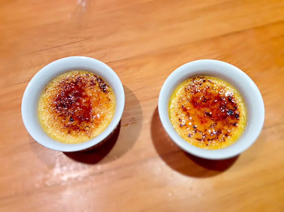 Creme brûlée|Nicky Jonesさん