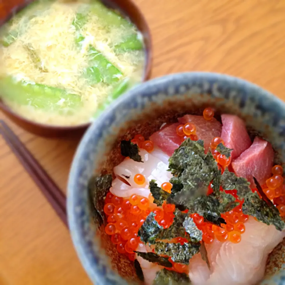 豆のお汁と残ったお刺身で海鮮丼|みつなち☆さん