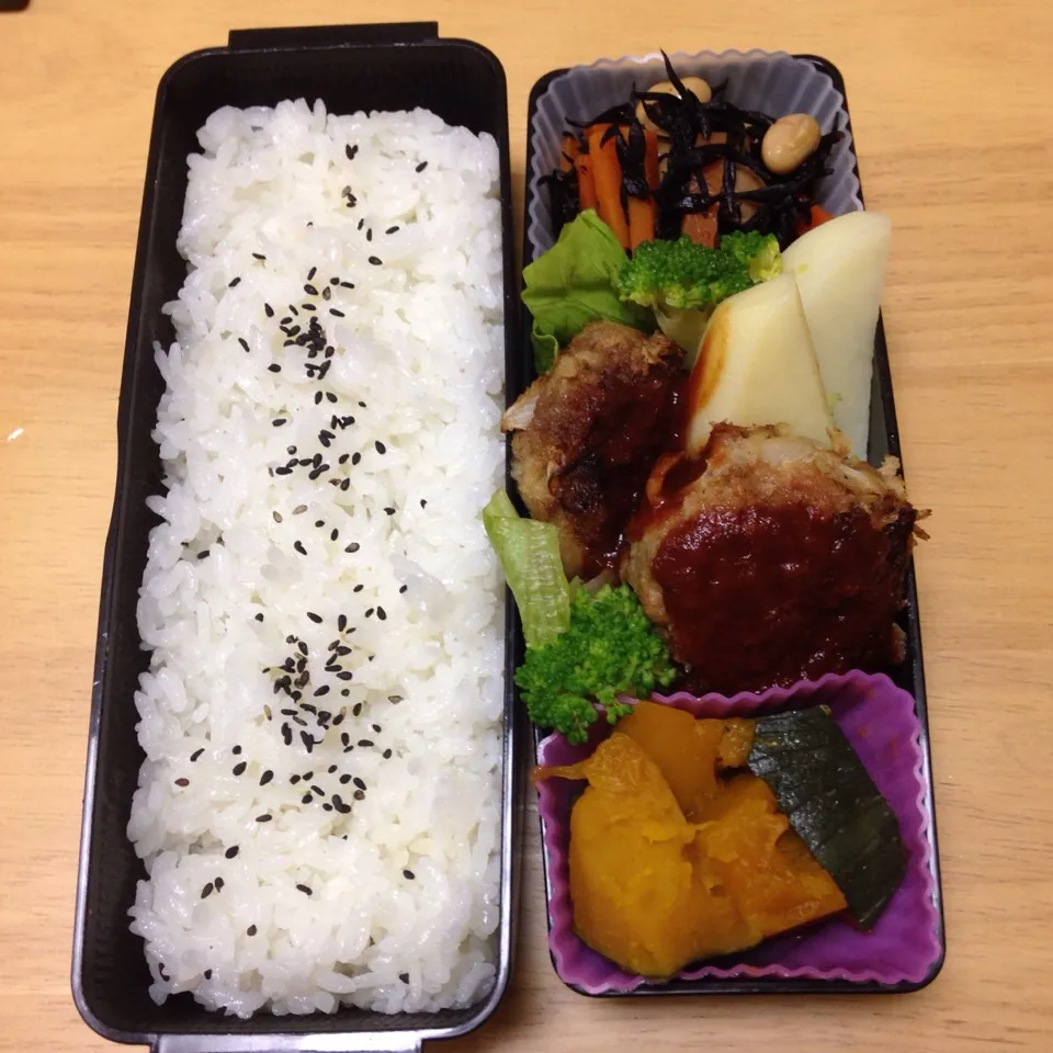 メンチカツ弁当🍱|macco7さん