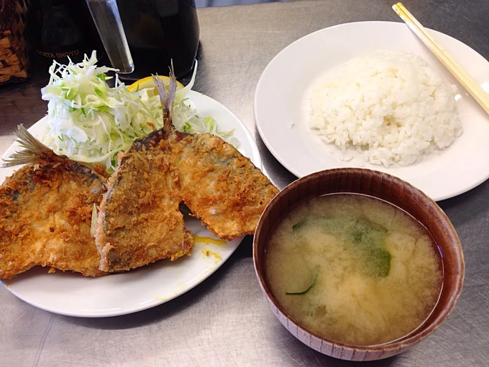 築地でアジフライランチ！|まりまりさん