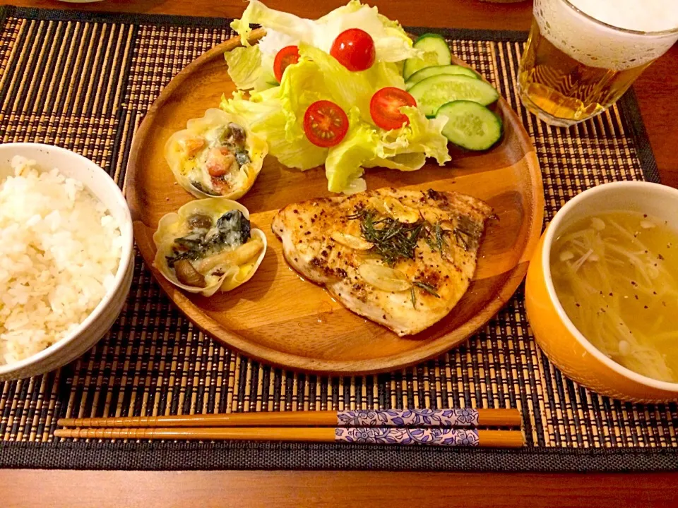 Snapdishの料理写真:メカジキのバターローズマリー焼き 餃子の皮でキッシュ|haseseさん