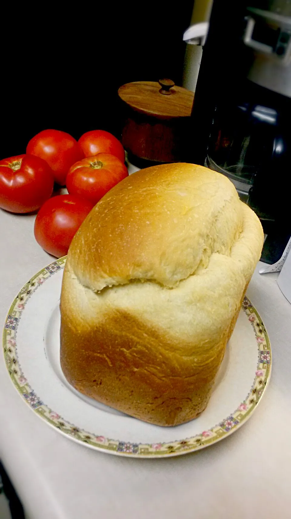 Snapdishの料理写真:my first loaf of homemade bread in my new home :)|Anita Jordanさん