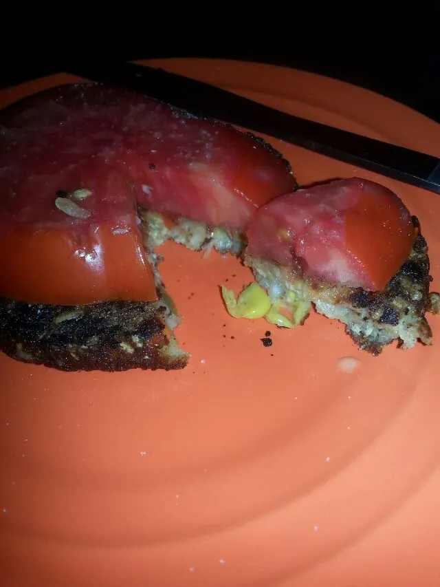 bunless vegan burger topped with R.I. Grown fresh tomato! !|Polly Gelfusoさん