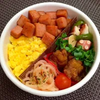 昼弁。  またまた☆ゆりえさんの料理 スパム丼