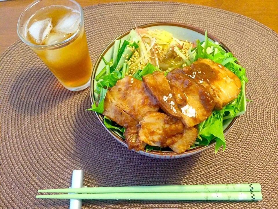 豪華、冷やしうどん。|ゆうかさんさん