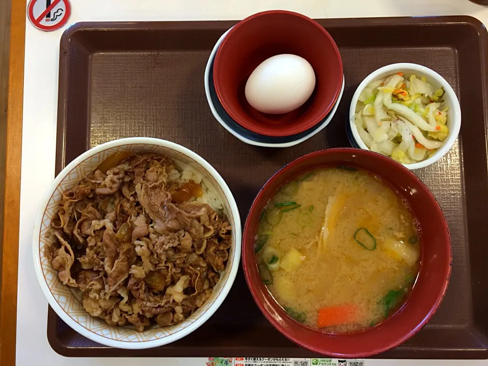 牛丼•とん汁3点セット|ばーさんさん