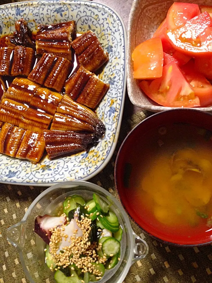 鰻の蒲焼き 蛸の酢の物 シジミの味噌汁 🍅|掛谷節子さん