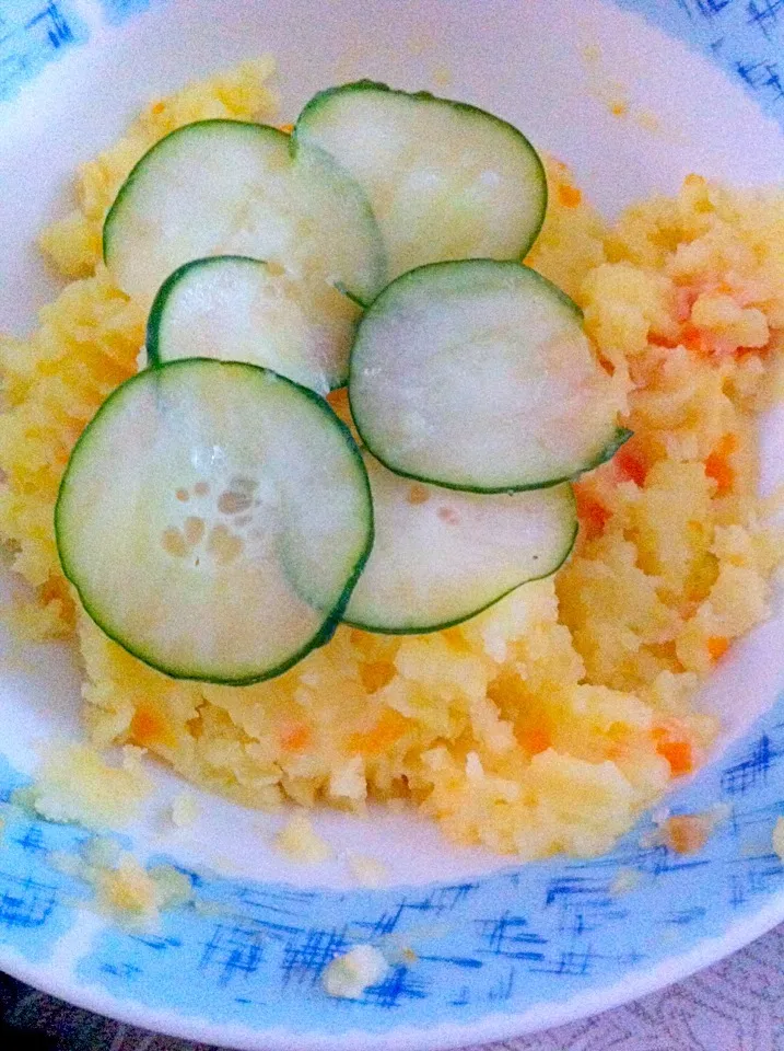 Potatoes and carrots salad with cucumber|rachelsweetさん