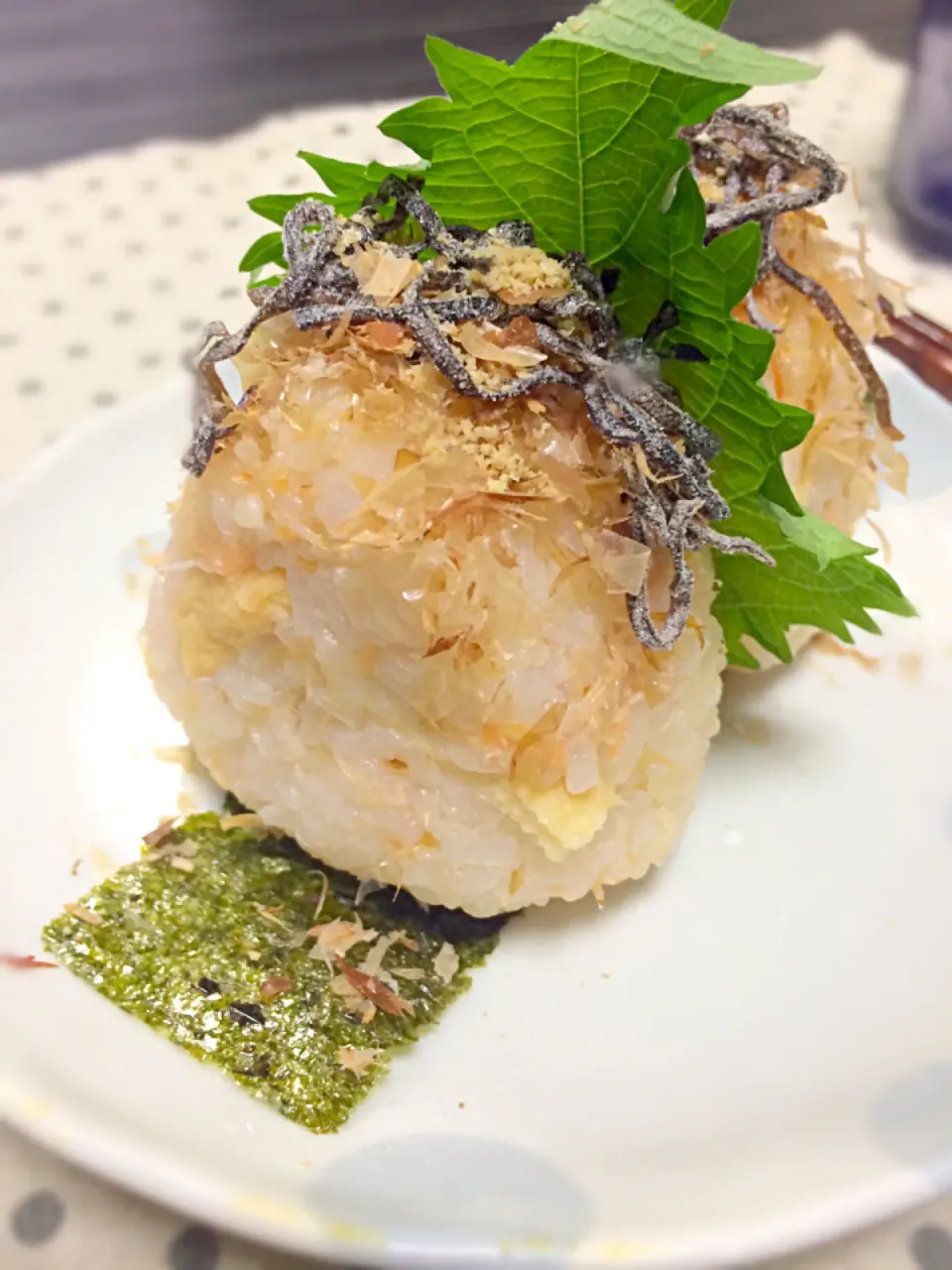 MASaさんの料理 ⭐︎ゴマ油香る鮭の炊き込み🍙|さくらさん