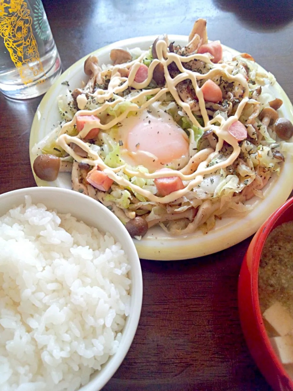 キャベツかこみ目玉焼き(*^^*)|ニイロハルナさん