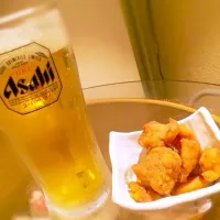 Snapdishの料理写真:フリフリ唐揚＆ビールセット500えん|Tomoさん