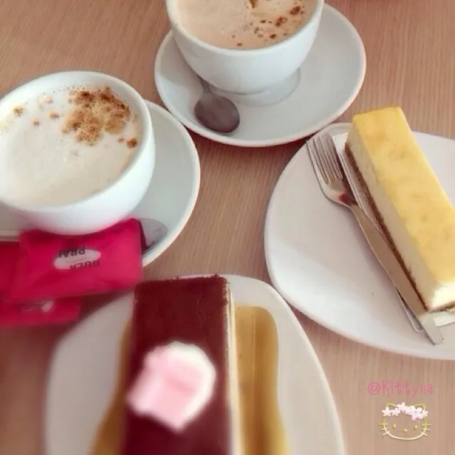 Snapdishの料理写真:ⅽ[ː̠̈ː̠̈ː̠̈] ͌  纽约芝士蛋糕🎀ϾѳҒҒęę Ɓȑëäƙಇ⃛|🎀Kittyna🌸さん