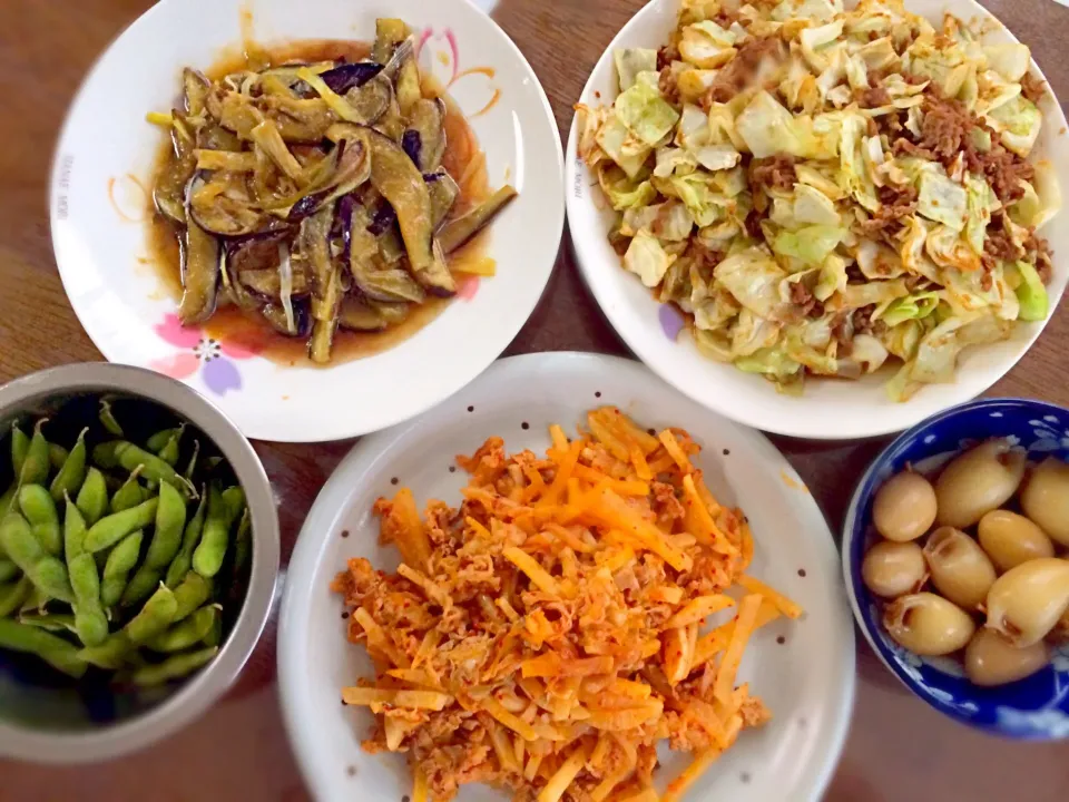 茄子と葱の甘辛梅肉風味・肉味噌キャベツ・枝豆塩茹で・カクテキ豚キムチ・イカ鉄砲|Fuyucoさん