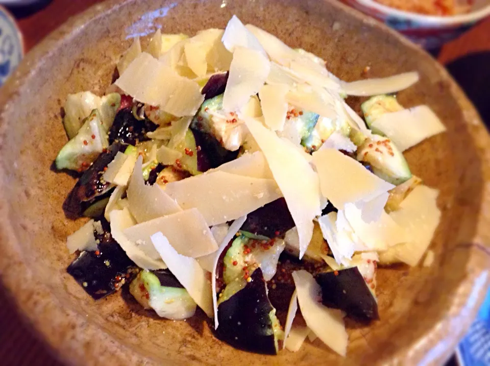 ITaLiaN SteAk SaLaD ToPpEd WiTh ShAveD PaRmEsAn..|GeMzKiTchさん