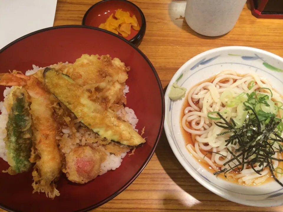 大阪の天丼初めてかも|アクちゃんさん