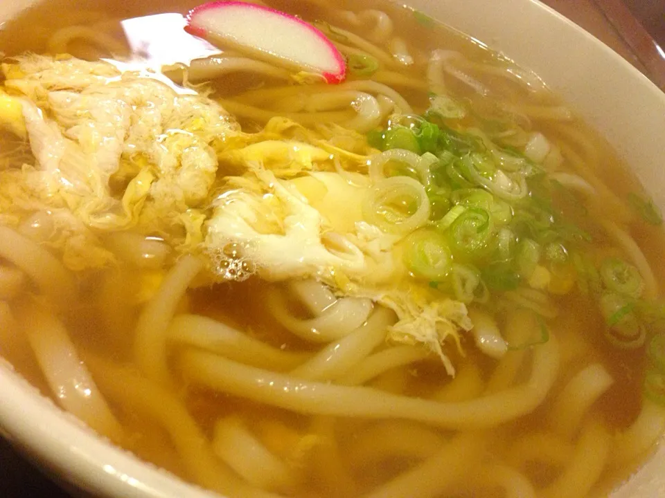 LAで「本場さぬきの手打ちうどん」を。今夜は玉子とじ？うどんw|たけうちさん