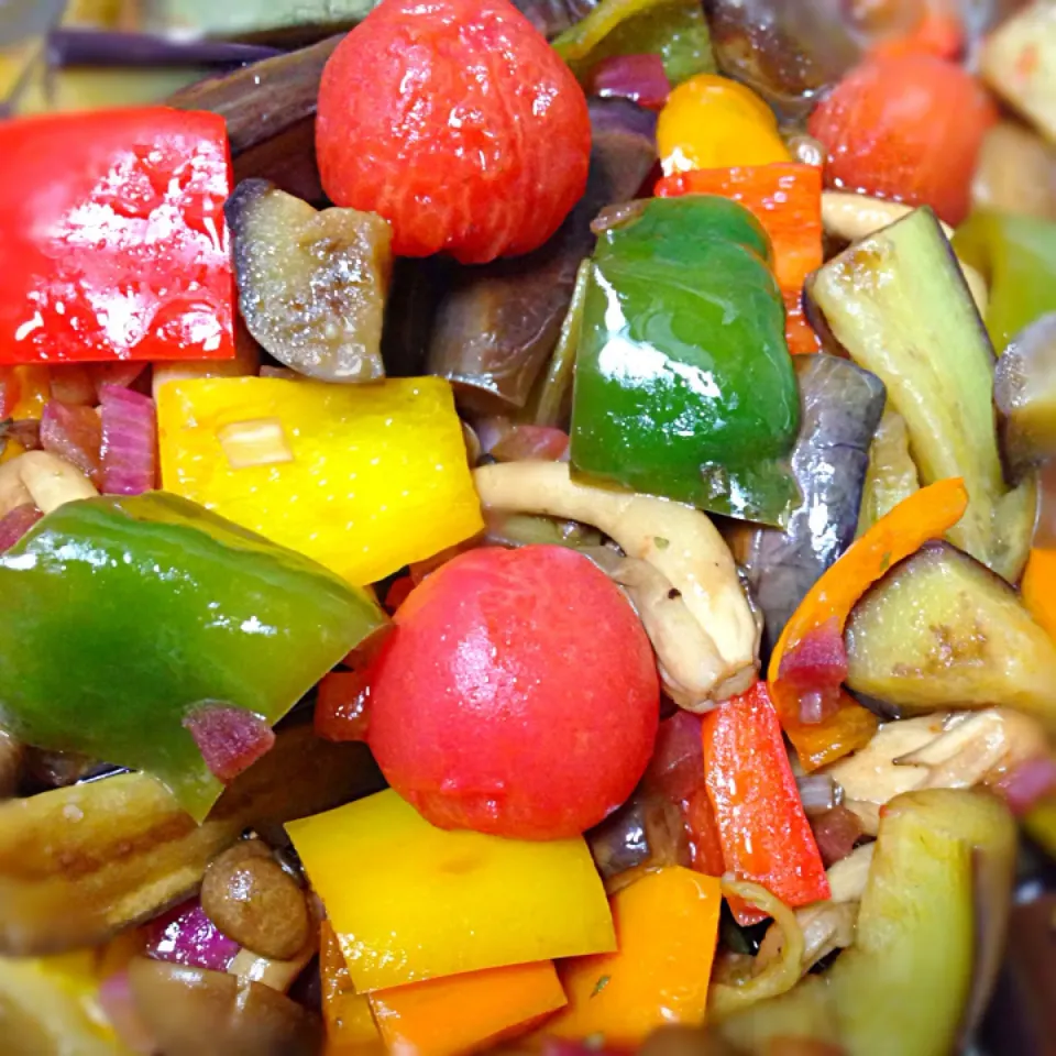 夏野菜のマリネ♪今度はトマトやキノコも入れてみたよ(*´∀｀*)♪|miiiーna"さん