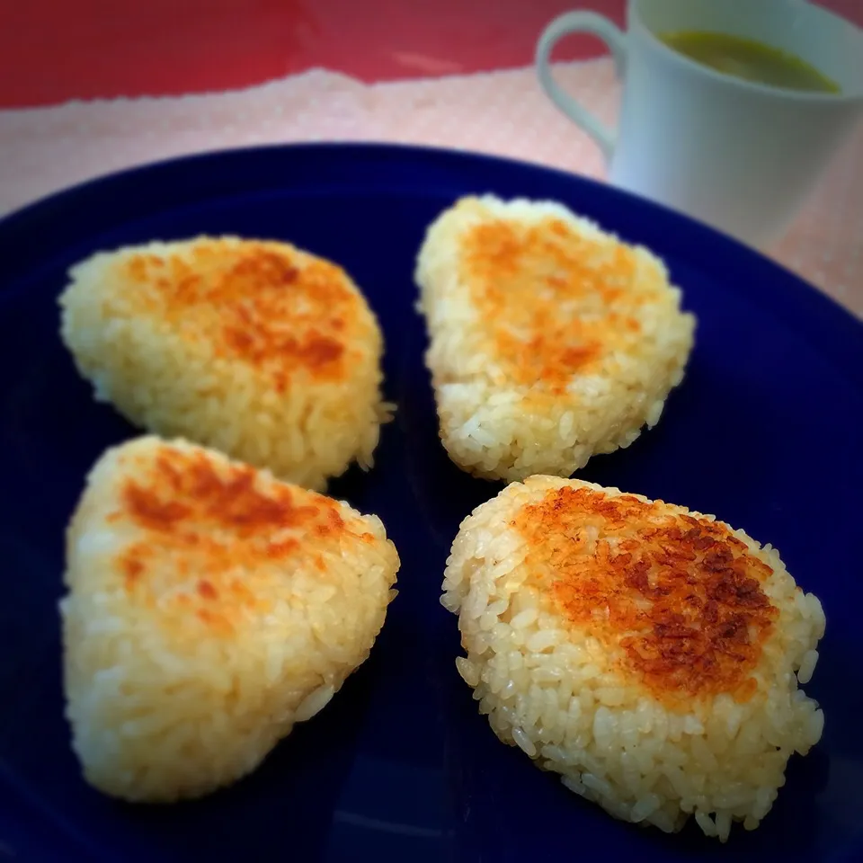 りるのんさんの料理                          買うより安い！あの焼きおにぎり|志野さん