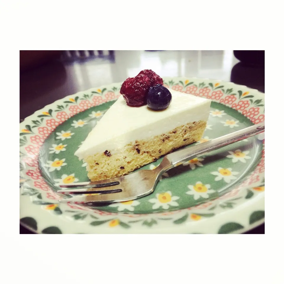 Snapdishの料理写真:紅茶シフォンチーズケーキ|じゅんぴさん