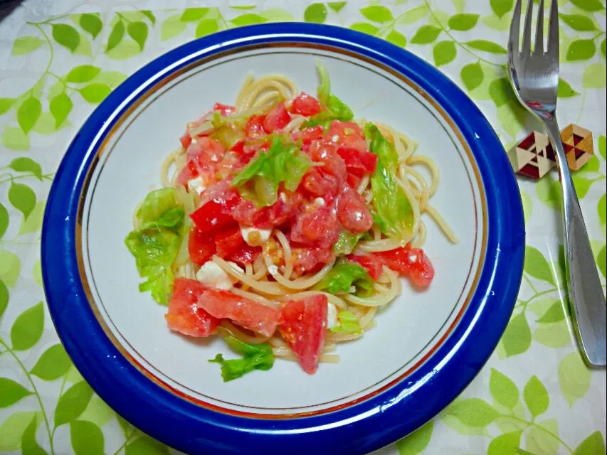 今日の晩ごはん*レモンでさっばりトマトとクリームチーズの冷製パスタ！|めいさん