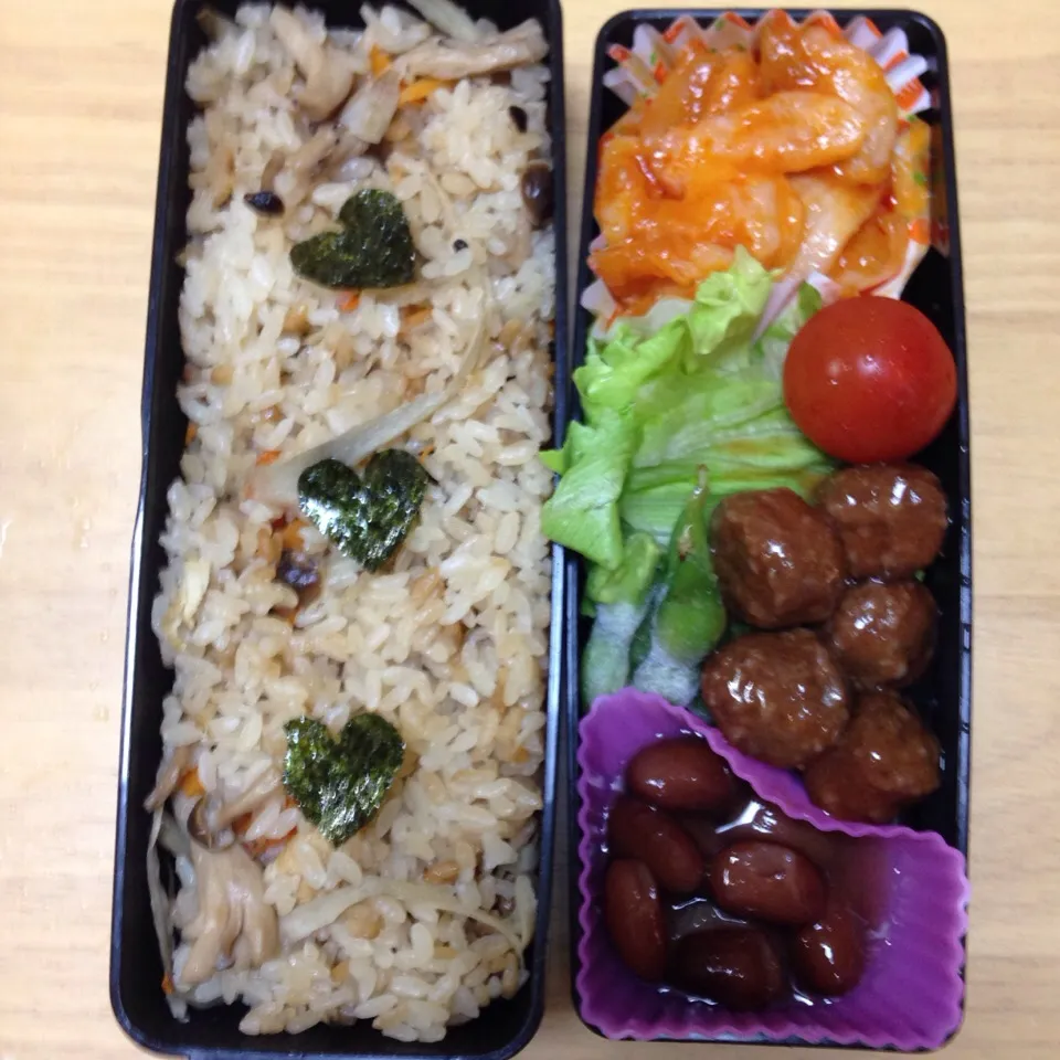 Snapdishの料理写真:かやくご飯弁当🍱|macco7さん