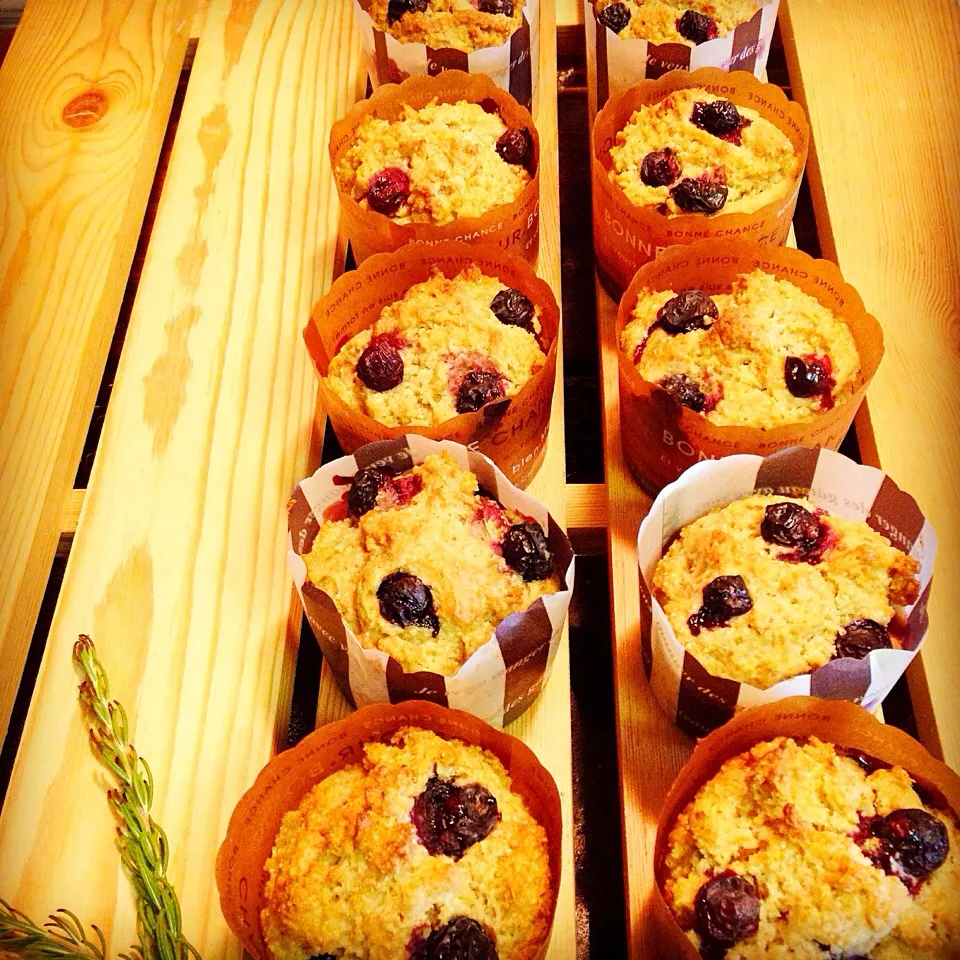 Snapdishの料理写真:Blueberry  Muffins  by greens|greensさん