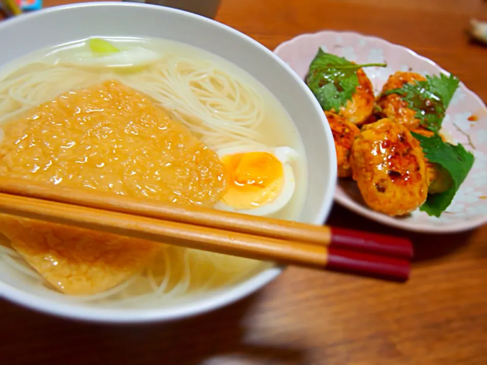 Snapdishの料理写真:にゅうめんと鶏つくねの照り焼き|andmiさん