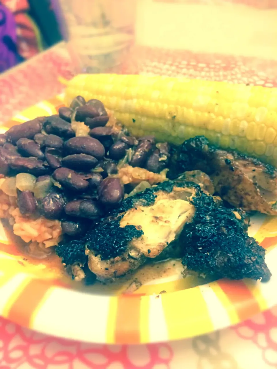 Grilled Jamaica Jerk Chicken w/ Grilled Corn On The Cob & Red Beans And Rice|FoodManOnWheelzさん