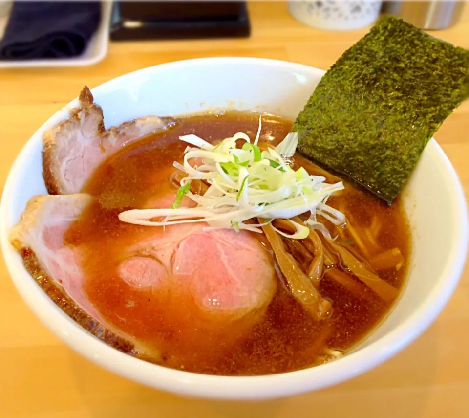 マル汁屋のラーメンチャーシュー一枚増し🍜|ラー山さん