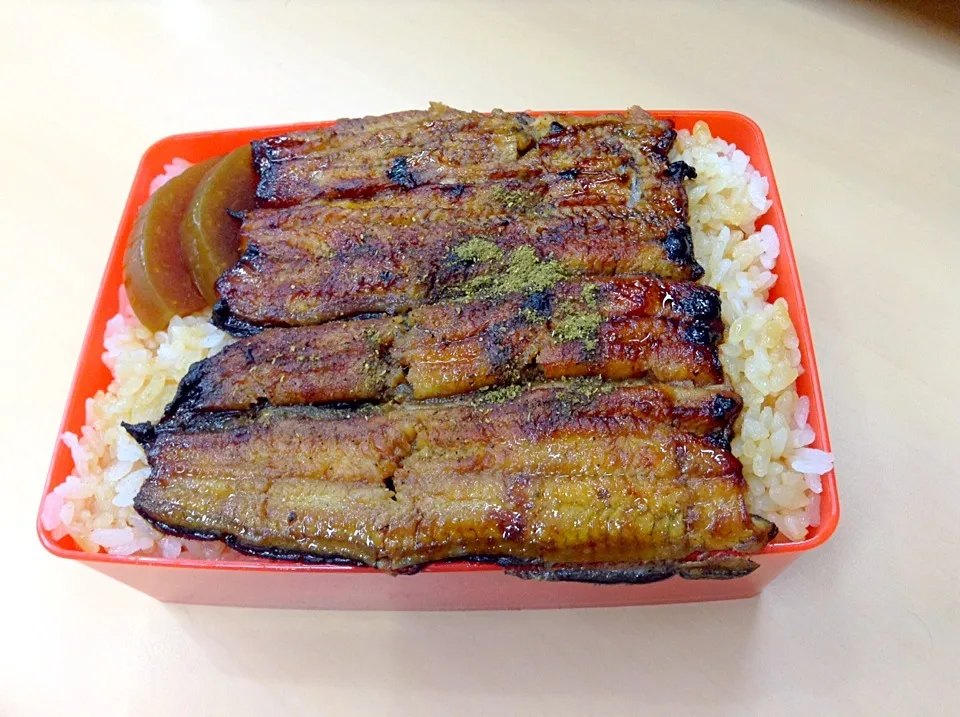 川栄さんのうなぎ弁当|王将中町天津飯さん