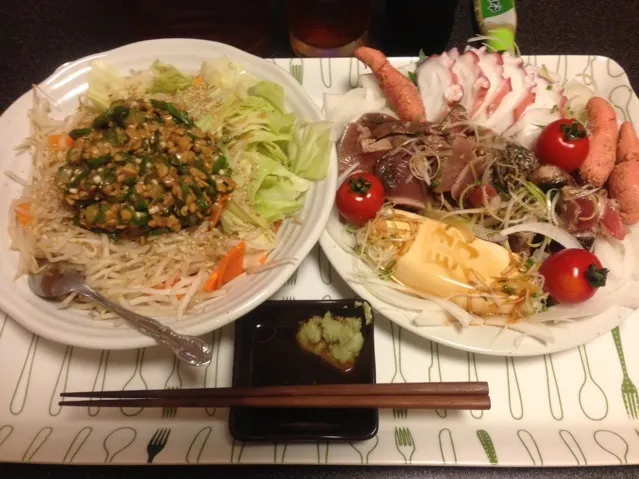 Snapdishの料理写真:オクラ納豆モヤポン、タコのお刺身、藁焼きカツオのたたき、焼きタラコ、男奴、ミニトマト🍅！✩⃛꒰⁎⁍̴◡⁍̴⁎ ॢ꒱✨|サソリさん