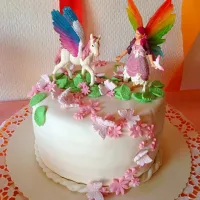 Unicorn Birthday Cake|Yunita Weisさん