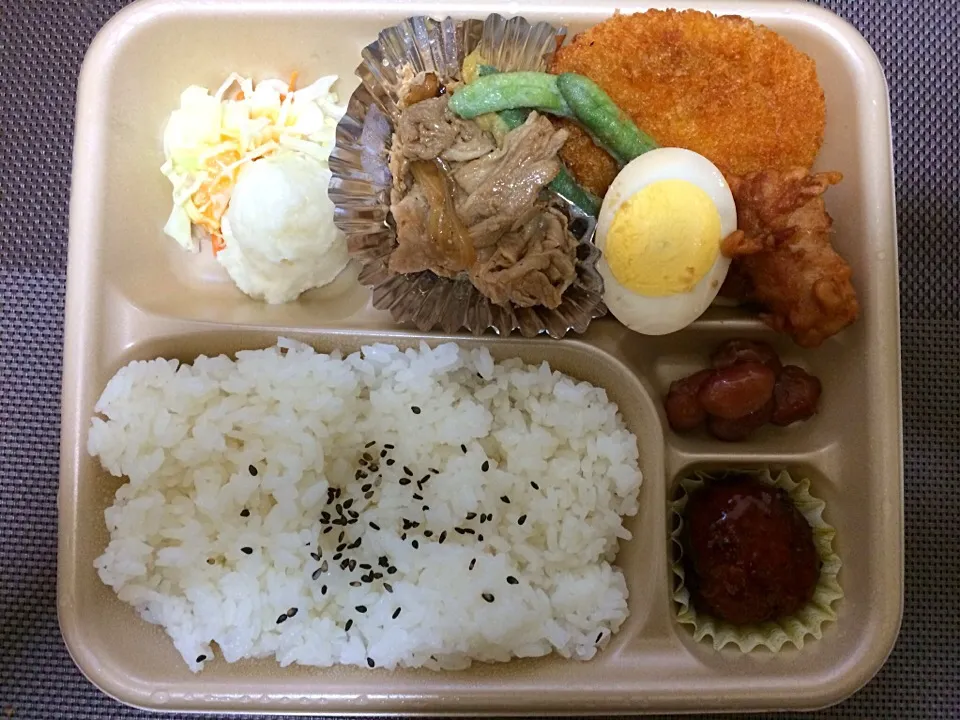 ミックスデラックス弁当|ばーさんさん