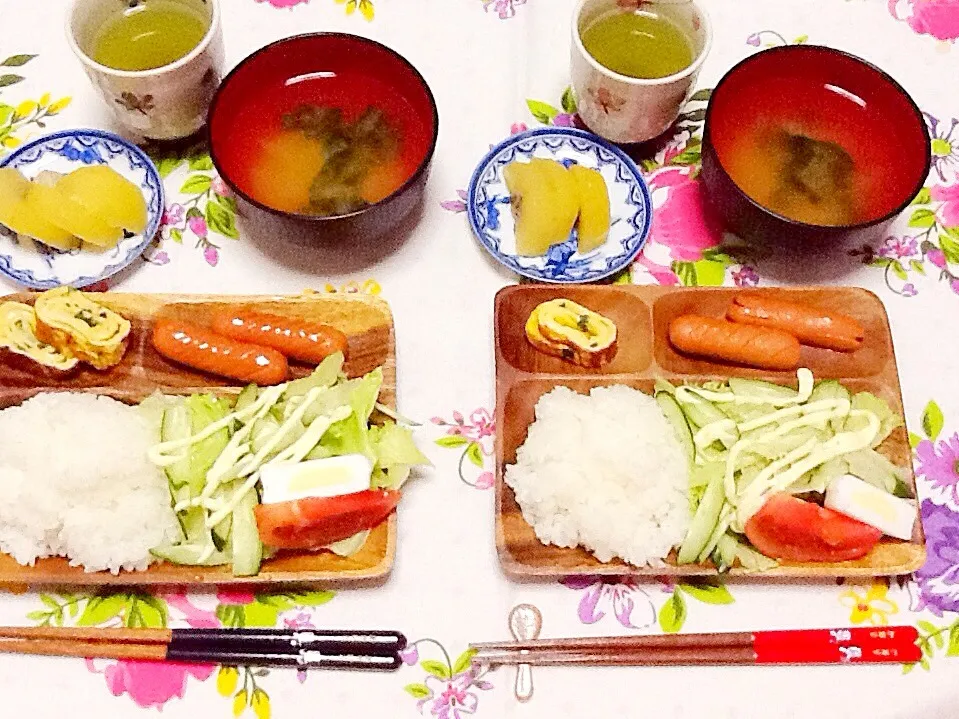 朝食(⑅´∀`)σ)∀`*)♡”|さとう かおりさん