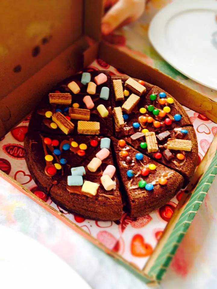 Snapdishの料理写真:Pizza brownie|Ana Corina Santiagoさん