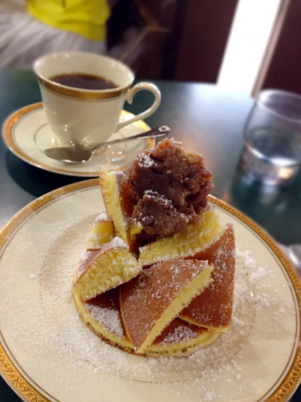 マロンホットケーキ🌰 と マイルドブレンド☕️|こいちさん