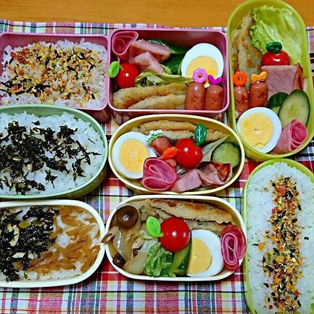 8/4(月)の四人弁当
♪あじのチーズ焼き
♪ゆで卵
♪ハム
♪ミニトマト
♪きゅうり
🍱次女がホームステイ先の韓国から帰って来たので、韓国海苔のふりかけ|ふみぃさん