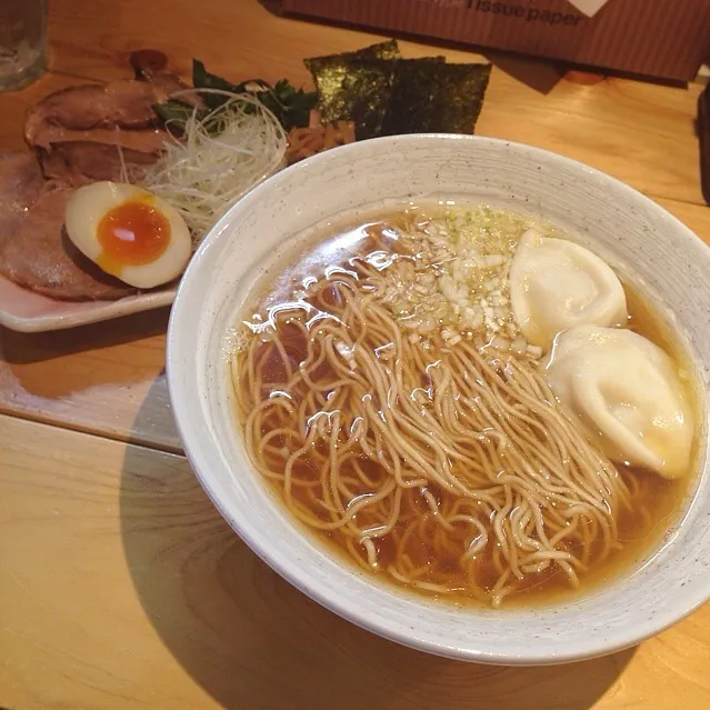 Snapdishの料理写真:特製そめいよしのしょうゆラーメン|r1990297さん