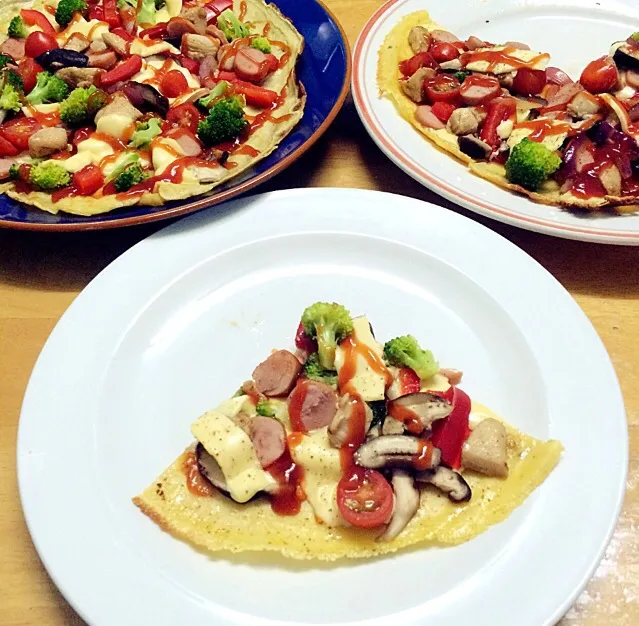 Snapdishの料理写真:Homemake pizza 🍕|CuiCuiTang 🍭唐崔崔🍭さん