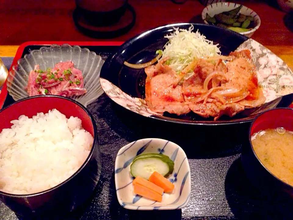 Snapdishの料理写真:銚子鰯の梅和え・東総豚の生姜焼き定食|Tarou  Masayukiさん