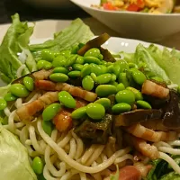 Snapdishの料理写真:夏野菜とベーコンの冷製自家製うどん|Yusuke Sawamoriさん