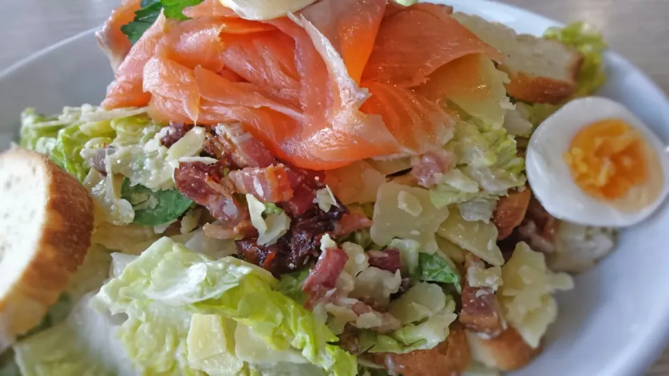 Caesar said with smoked salmon|woodfiredさん